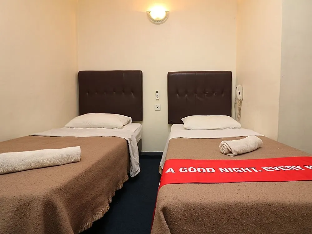 Veenai Hotel 乔治敦